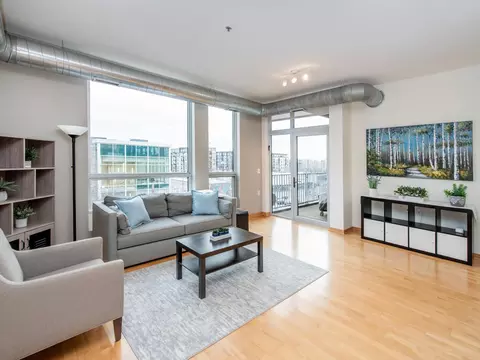 1211 Lagoon Ave #403, Minneapolis, MN 55408
