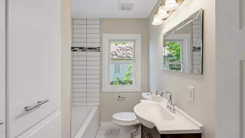 Bath - 4876 Bartlett Blvd, Mound, MN 55364 photo 1 of 3