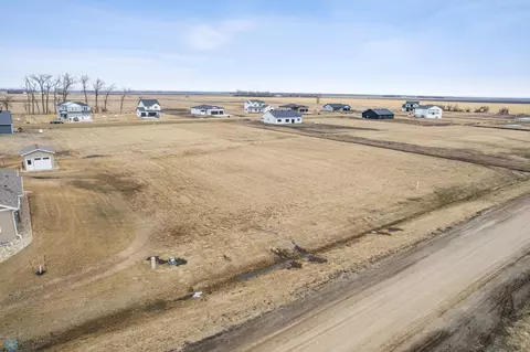 205 Laverne Ln, Colfax, ND 58018 photo 8