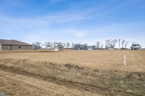 205 Laverne Ln, Colfax, ND 58018 photo 4