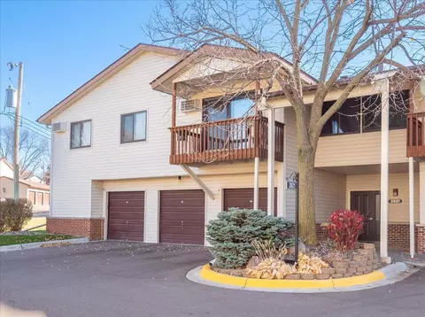 3921 Foss Rd #205, Saint Anthony, MN 55421