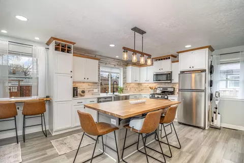 6841 Harriet Ave, Richfield, MN 55423