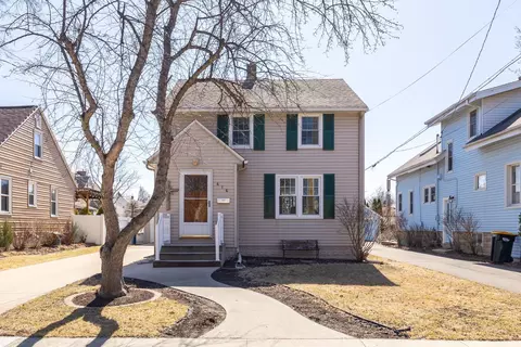 416 10th St SE, Rochester, MN 55904