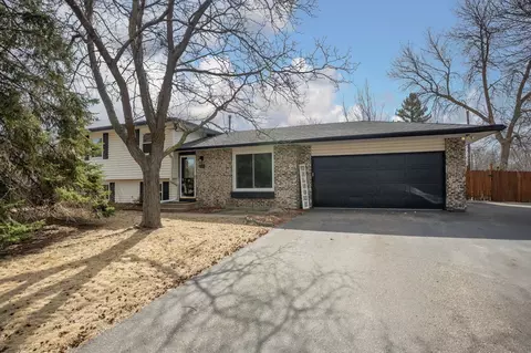 4025 81st Ave N, Brooklyn Park, MN 55443