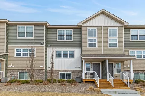 5213 Oak Grove Pkwy N, Brooklyn Park, MN 55443