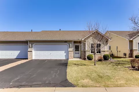 3810 Zinnia Ln N, Plymouth, MN 55441