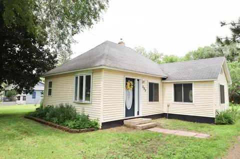 303 5th St W, Carlos, MN 56319