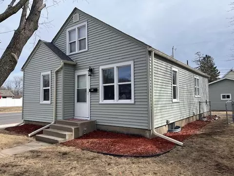 1000 Mckinley Pl S, Saint Cloud, MN 56301