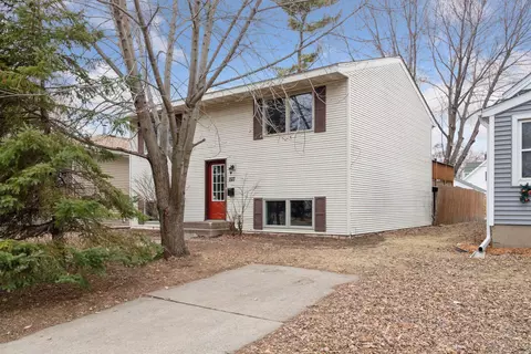 1517 Dale St N, Saint Paul, MN 55117