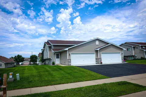 610 9th St, Clearwater, MN 55320