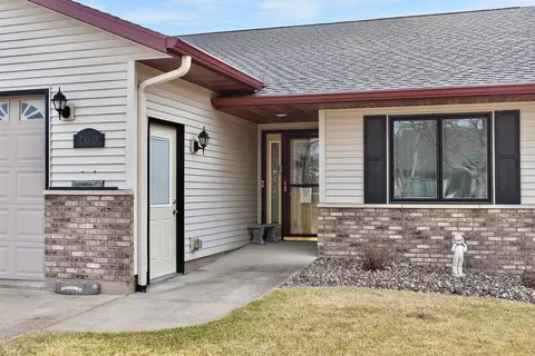 Exterior - 760 36th Ave, Goodview, MN 55987 photo 3 of 6