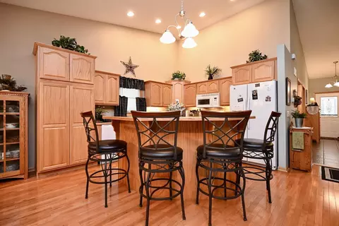 Kitchen - 760 36th Ave, Goodview, MN 55987 photo 1 of 4