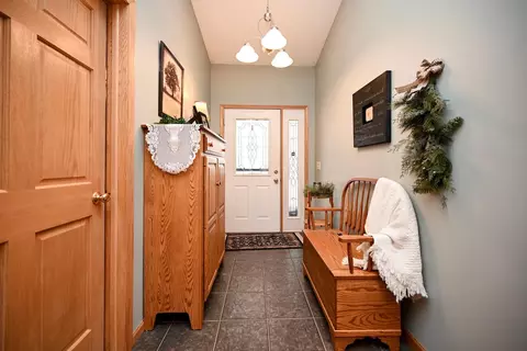 Entry Way - 760 36th Ave, Goodview, MN 55987 photo 1 of 2