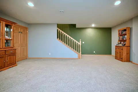 Living - 760 36th Ave, Goodview, MN 55987 photo 2 of 4