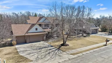 10906 Tanglewood Ln N, Champlin, MN 55316 photo 2
