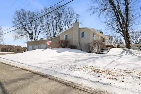 318 4th Ave NE, Byron, MN 55920
