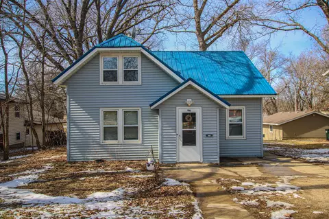 916 Kenwood St, Alexandria, MN 56308