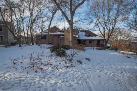 11545 39th Ave N, Plymouth, MN 55441