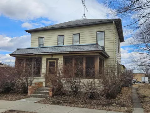 115 Adams St SE, Hutchinson, MN 55350
