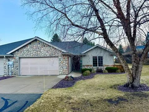 109 Ferson Ct NE, Stewartville, MN 55976