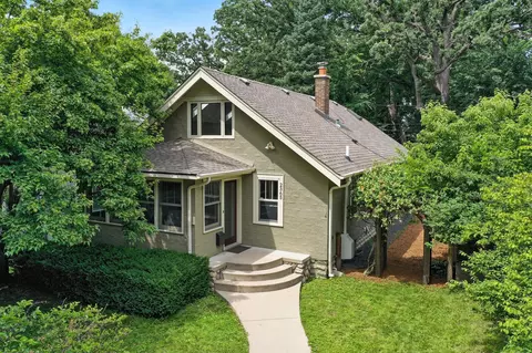2365 Buford Ave, Saint Paul, MN 55108