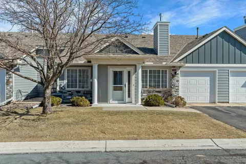 9778 Moonbeam Ln, Woodbury, MN 55125
