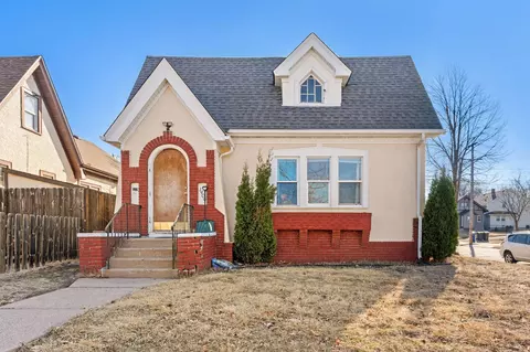 1400 Vincent Ave N, Minneapolis, MN 55411