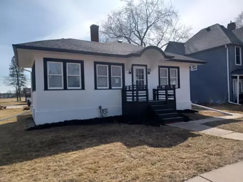 2548 13th Ave E, North Saint Paul, MN 55109