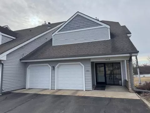 410 1st St SE #205, Little Falls, MN 56345