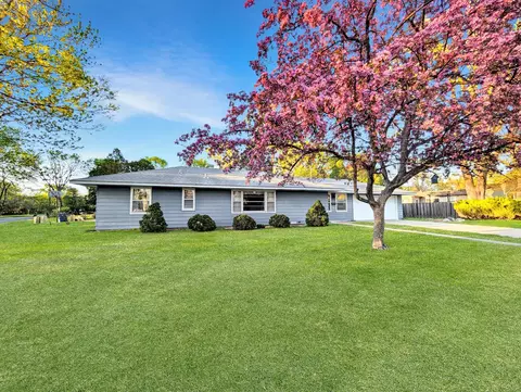 5612 Indiana Ave N, Brooklyn Center, MN 55429