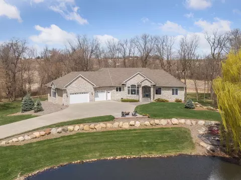 5290 Yvette St, Greenfield, MN 55357