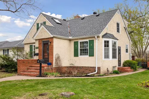 3985 Reservoir Blvd, Columbia Heights, MN 55421