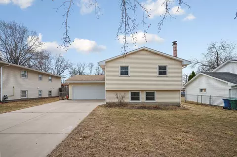 290 Ely St NE, Fridley, MN 55432