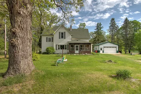 35449 Hastings St NE, Cambridge, MN 55008