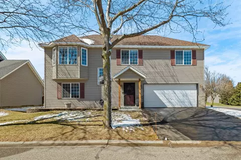 1200 Aspen Ct, Farmington, MN 55024