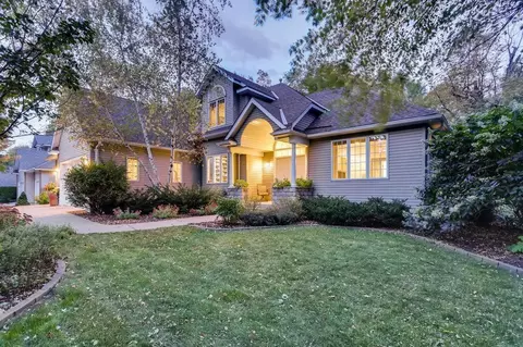 1810 Magnolia Ln N, Plymouth, MN 55441