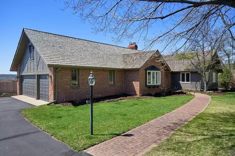 Exterior - 6321 Bluff Dr, Bloomington, MN 55438 photo 2 of 10