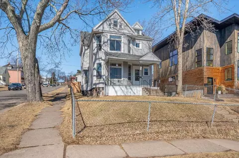 901 E 6th St, Duluth, MN 55805