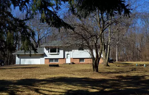 27410 Quinlan Ave, Lindstrom, MN 55045