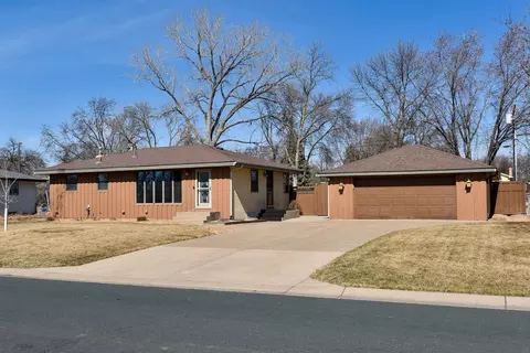 9924 93rd Pl N, Maple Grove, MN 55369