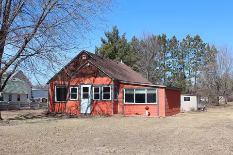 122 W Harrison Ave, Grantsburg, WI 54840