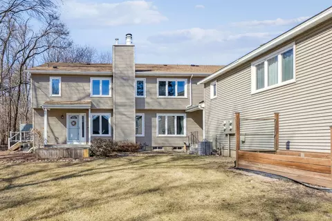 7309 Woodstock Curv, Bloomington, MN 55438