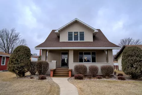 210 6th St E, Browerville, MN 56438