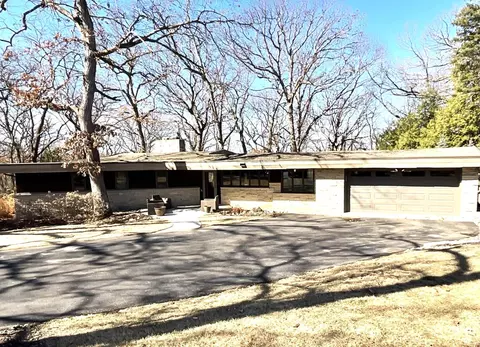 807 22nd St NW, Austin, MN 55912