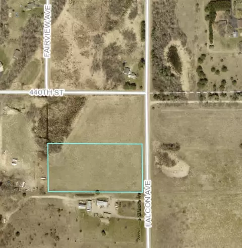 43 Xx1 Falcon Ave, Harris, MN 55032
