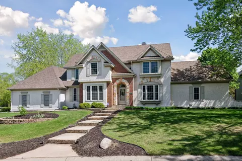 10569 Purdey Rd, Eden Prairie, MN 55347