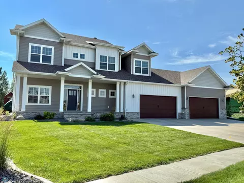 4705 63rd St S, Fargo, ND 58104