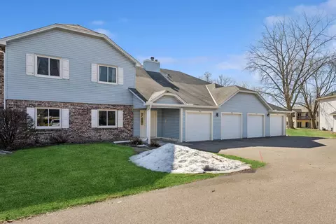 974 Heritage Ct E #506, Vadnais Heights, MN 55127