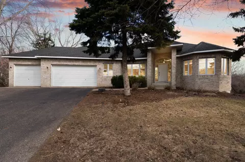 6282 Coyote Ct, Lino Lakes, MN 55014