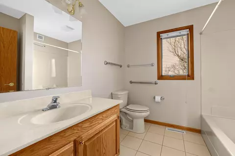 328 Beacon Valley Rd, La Crescent, MN 55947 photo 17